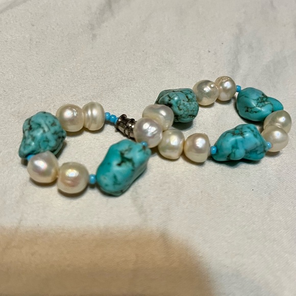 Turquoise, Pearl sterling clasp with real teal beading hand made West Davis - Picture 5 of 7